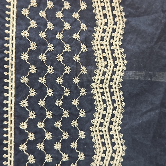 Loft | Women's Dark Navy Pull-On Cotton Short Sleeves Embroidered Top Sz 810 - Picture 5 of 7